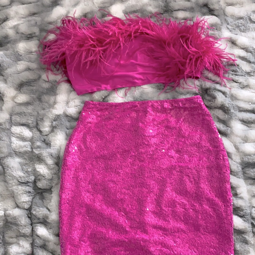Two piece, pink set